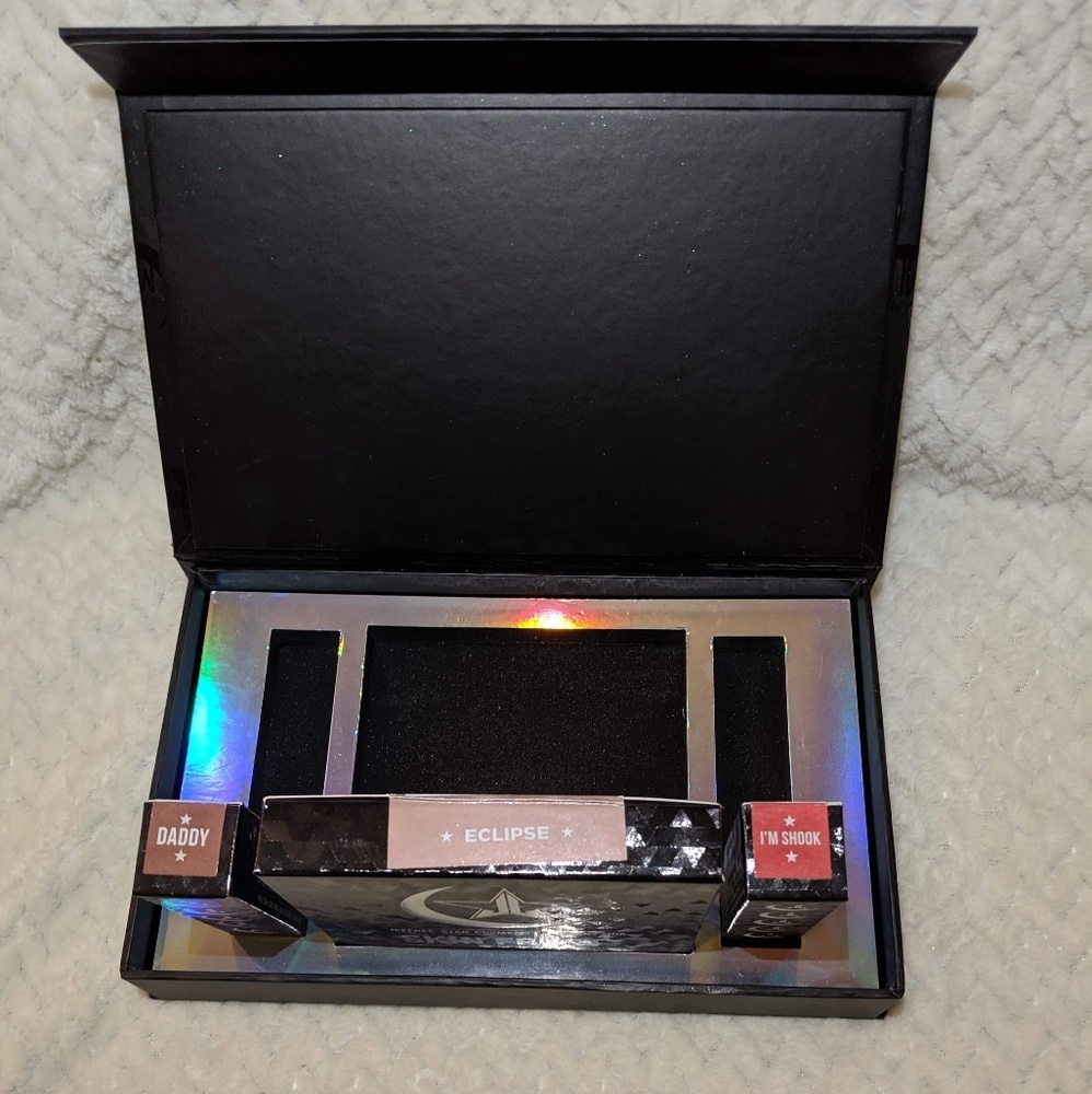 🌟Jeffree Star🌟 X 🌙Manny MUA🌙 Eclipse Box Set - Picture 2 of 4